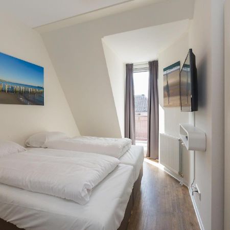 Apartment Near Beach In Заутеланде Экстерьер фото