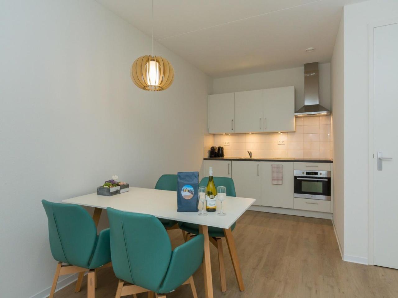 Apartment Near Beach In Заутеланде Экстерьер фото